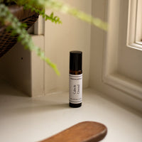 ESSENTIAL OIL ROLLER BALL | CALM & UNWIND