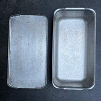 VINTAGE GRUNDY ALUMINIUM LOAF TIN WITH LID