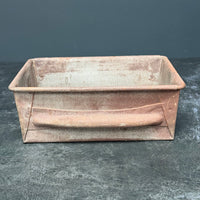 VINTAGE RUSTY DECORATIVE BAKING LOAF TIN