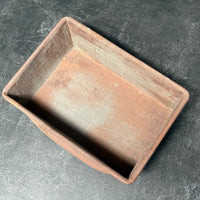 VINTAGE RUSTY DECORATIVE BAKING LOAF TIN