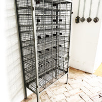 VINTAGE METAL WIRE PIGEON HOLE DISPLAY UNIT