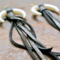 HORN & BLACK LEATHER EARRINGS