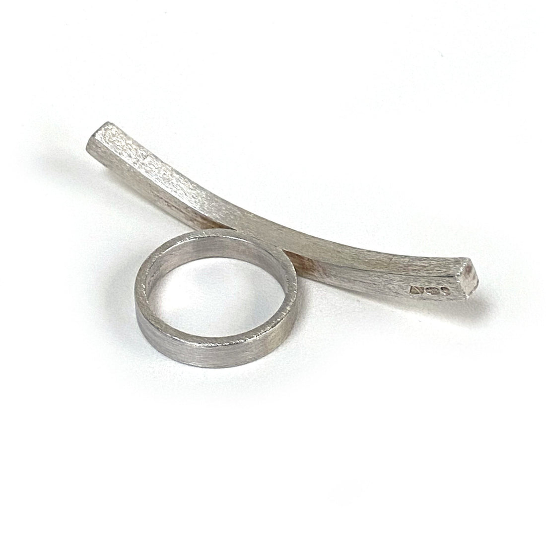 SILVER CURVE RING