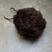 DECORATIVE POM POM