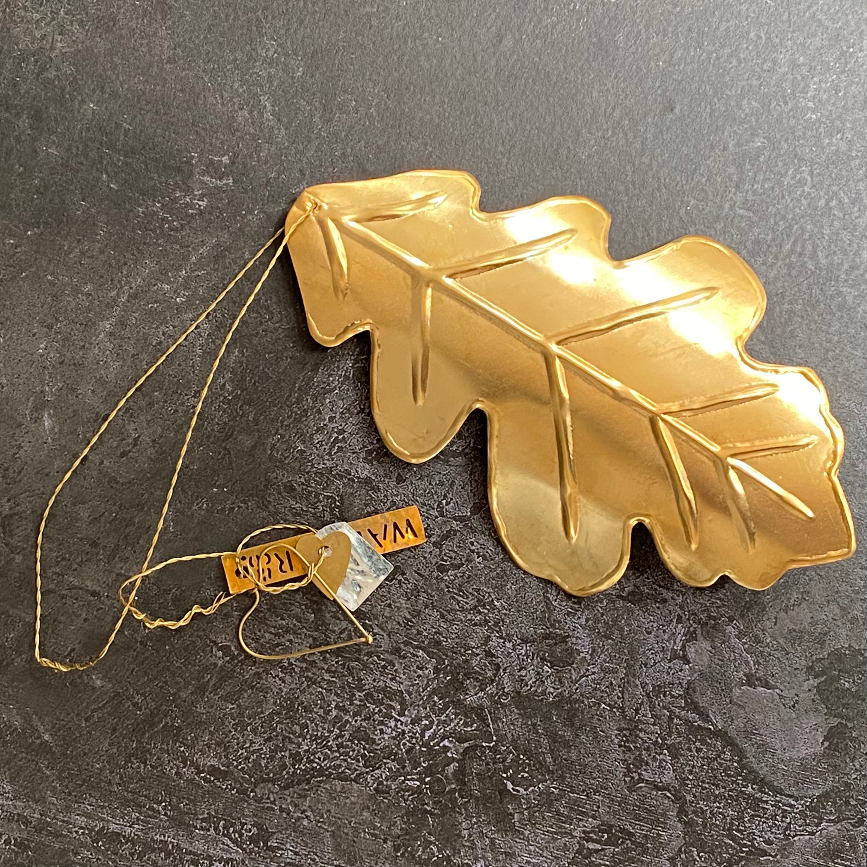 Walther&co zinc/bras acorn & leaf garland