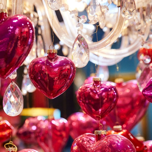 SMALL PEARLY GLASS HEART BAUBLE | PINK