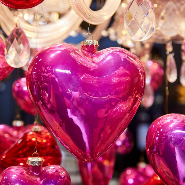 PEARLY GLASS HEART BAUBLE | PINK