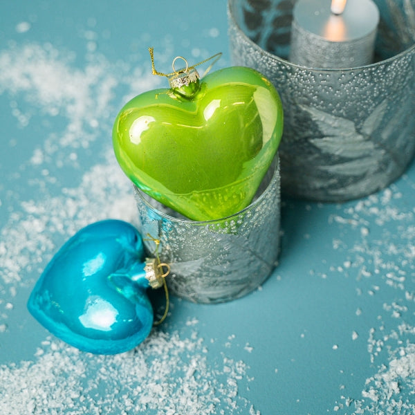 PEARLY GLASS HEART BAUBLE | BLUE