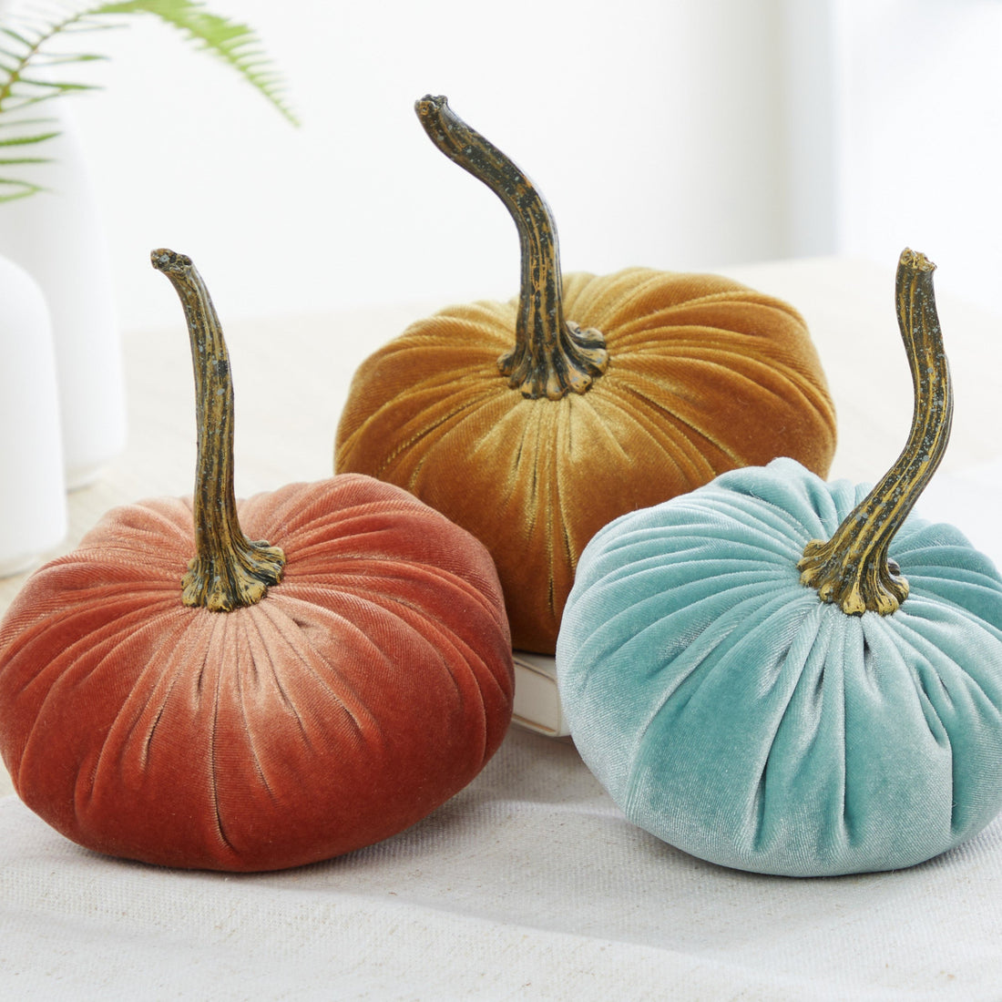 XSMALL VELVET DECORATIVE PUMPKIN