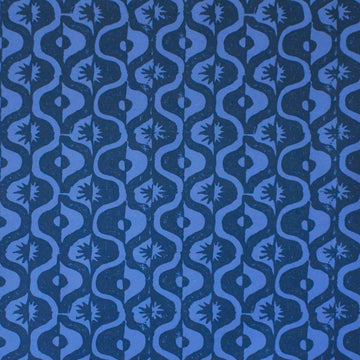 CAMBRIDGE IMPRINT SMALL WRAPPING PAPER | PEGGY ANGUS MEDALLION