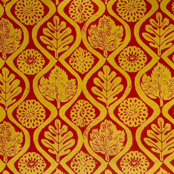 CAMBRIDGE IMPRINT SMALL WRAPPING PAPER | PEGGY ANGUS OAK LEAVES