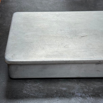 VINTAGE 1949 GRUNDY ALUMINIUM DINNER TRAY | LARGE WITH 2 HANDLES | A
