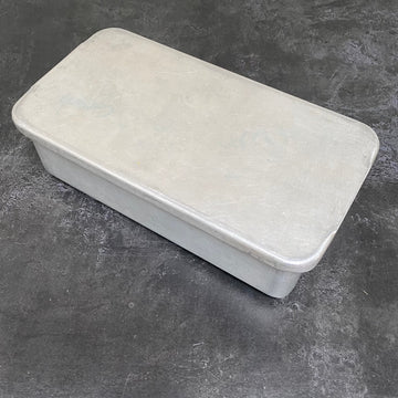 VINTAGE 1940'S GRUNDY ALUMINIUM DINNER TRAY | LOAF TIN B