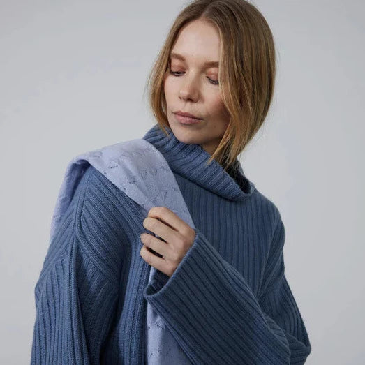 GINE TURTLE-NECK MONGOLIAN CASHMERE SWEATER | SLATE GREY