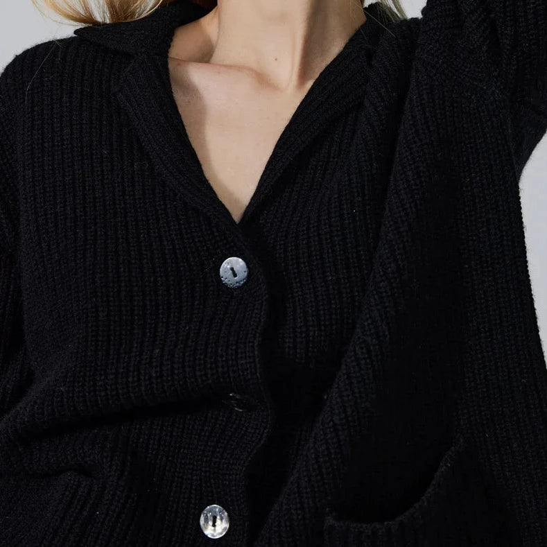 GOGO MONGOLIAN CASHMERE CARDIGAN JACKET | BLACK