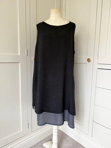 BAMBOO & COTTON SECRET POCKETS TWO LAYER DRESS SHORT | BLACK & SLATE | M|L