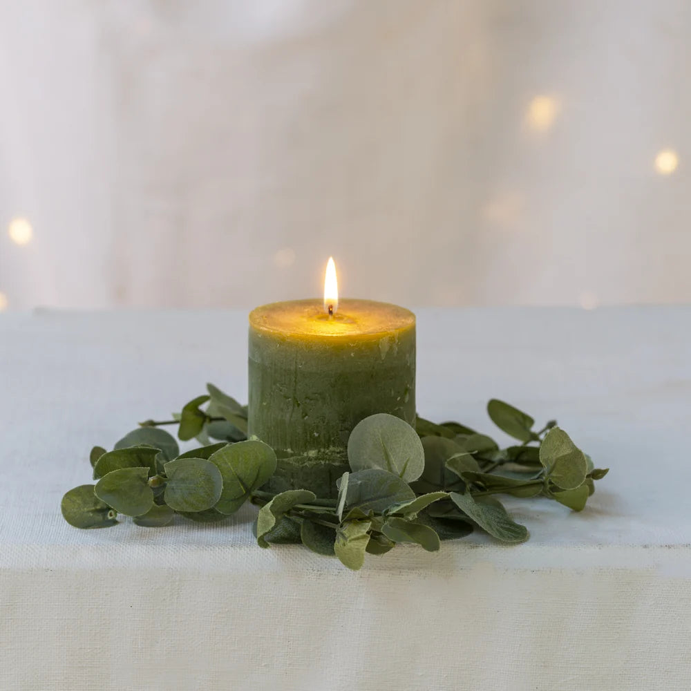 FROSTED EUCALYPTUS CANDLE RING