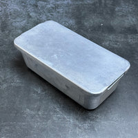 VINTAGE GRUNDY ALUMINIUM LOAF TIN WITH LID