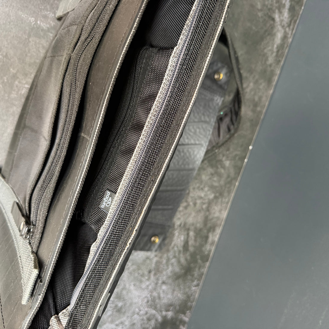 PAGURO ECO-FRIENDLY, RECYCLED RUBBER SATCHEL & VEGAN MESSENGER BAG | GREY TRIM