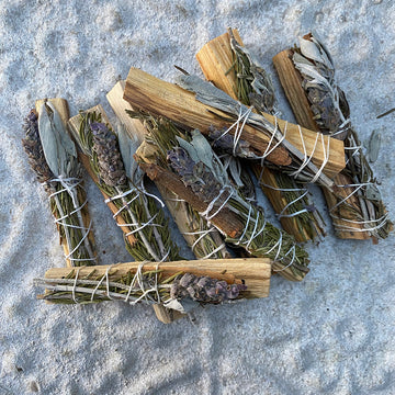 PALO SANTO FLORAL HERB SMUDGE BUNDLE