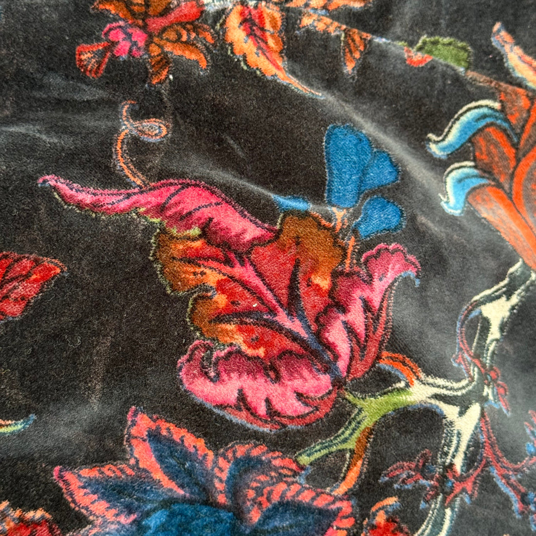 VELVET DUSTER COAT |  BLACK WITH FLORAL PATTERN