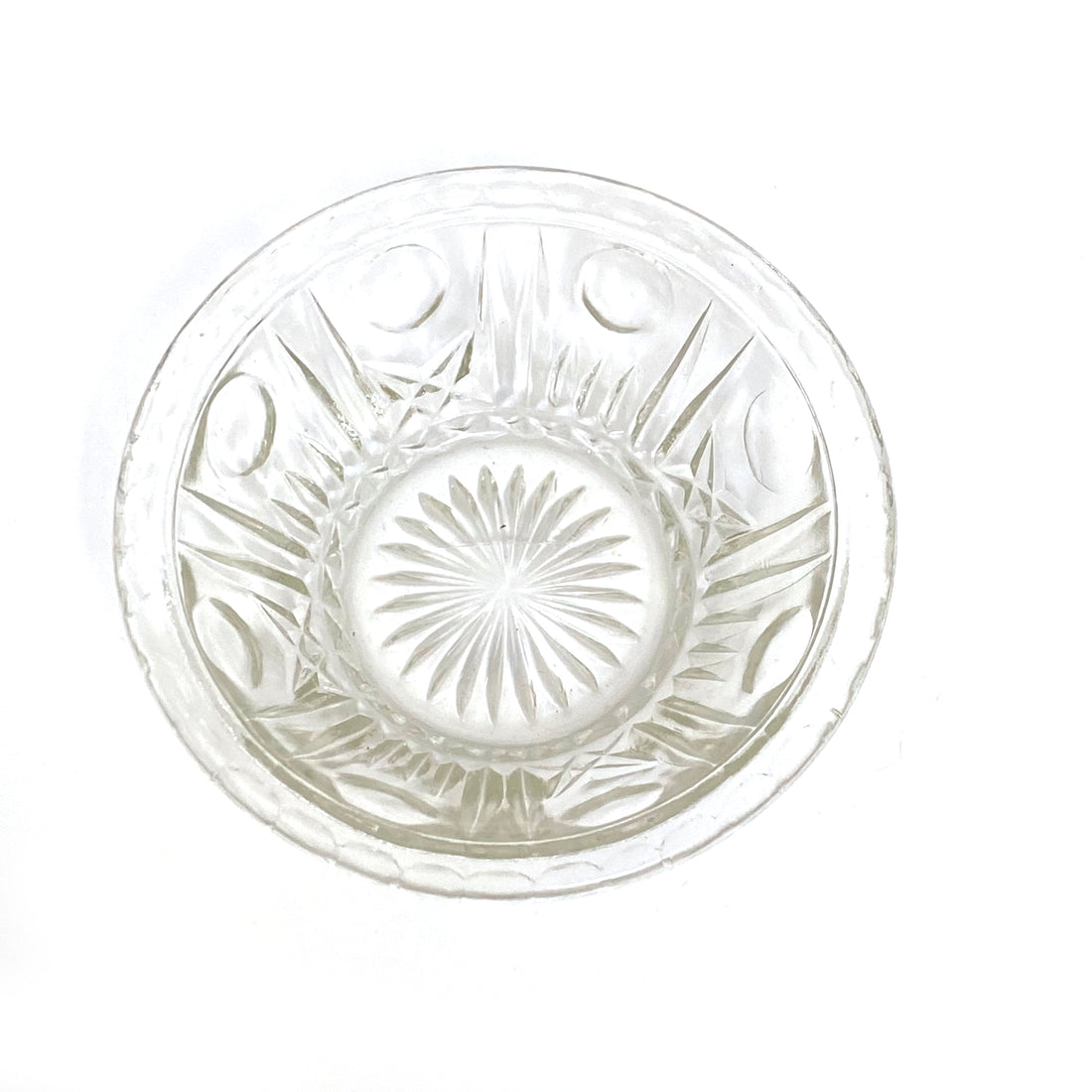 VINTAGE PRESSED GLASS BOLD WITH LIP