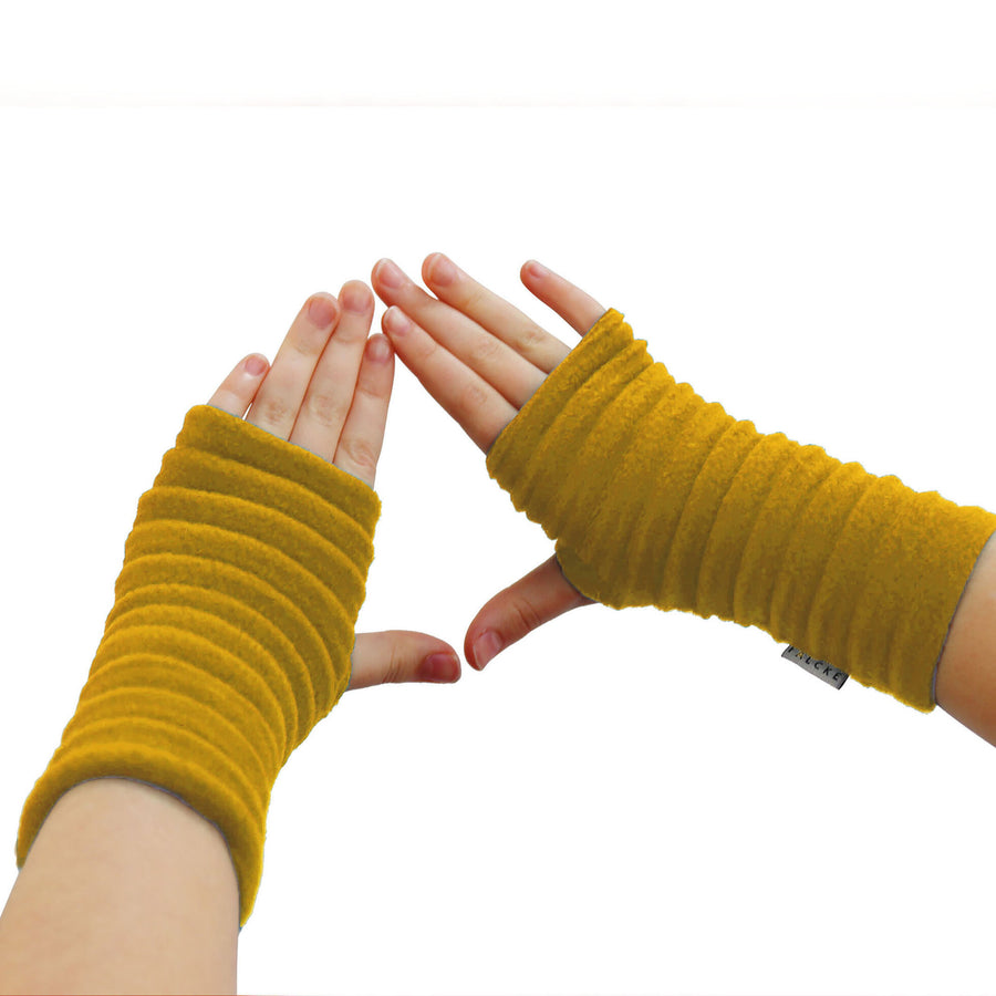 JUNIOR PLEATED 'WRISTEES' WRISTWARMERS FOR CHILDREN | 7-11 YEARS