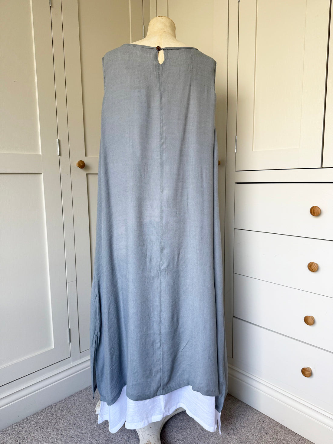 BAMBOO & COTTON SECRET POCKET TWO LAYER LONG DRESS | GREY & WHITE | M|L