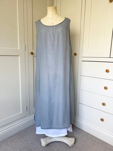 BAMBOO & COTTON SECRET POCKET TWO LAYER LONG DRESS | GREY & WHITE | M|L