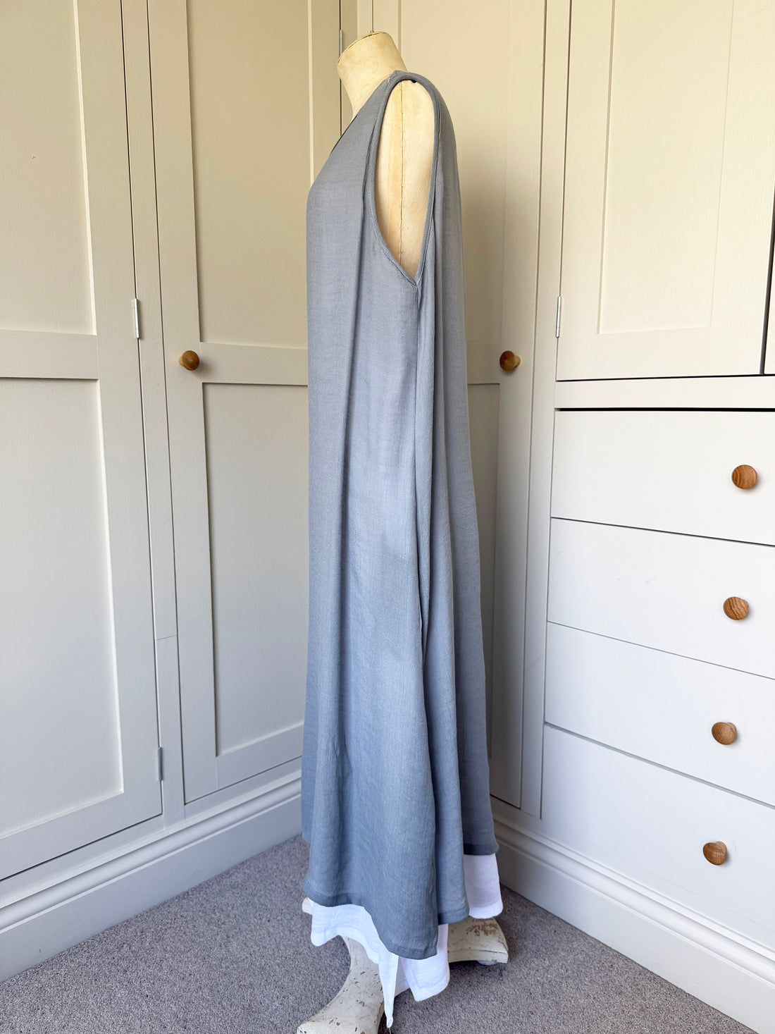 BAMBOO & COTTON SECRET POCKET TWO LAYER LONG DRESS | GREY & WHITE | M|L