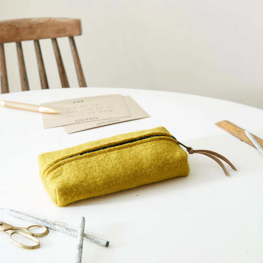 ADESH SMALL BOXY FELT POUCH DESK TIDY