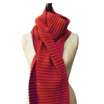 LONG PLEATED SCARF | RED
