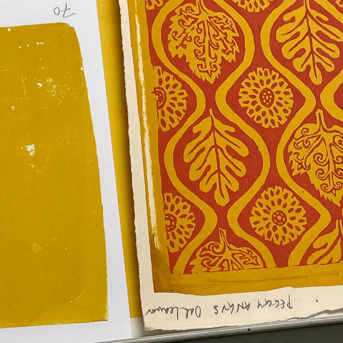 CAMBRIDGE IMPRINT SMALL WRAPPING PAPER | PEGGY ANGUS OAK LEAVES