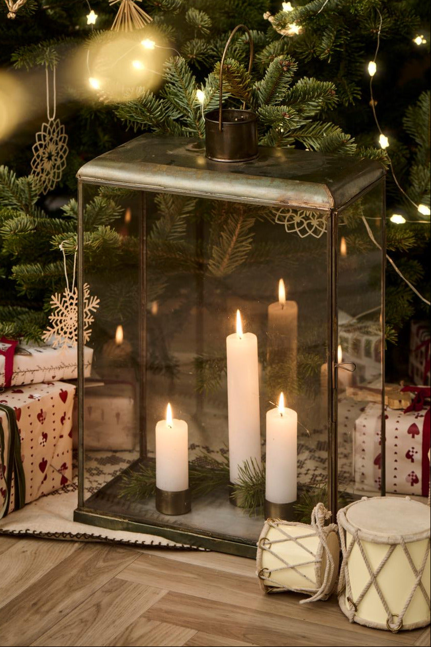 LARGE ANTIQUED BRASS & GLASS LANTERN