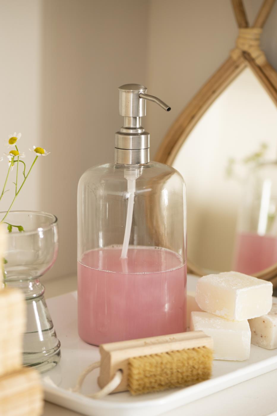 GLASS DISPENSER BOTTLE WITH SILVER COLOURED STAINLESS PUMP