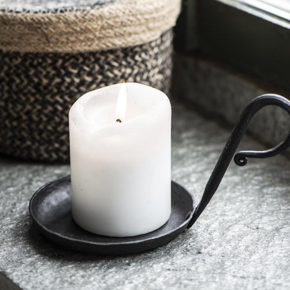 TRADITIONAL BLACK IRON PILLAR CANDLE HOLDER
