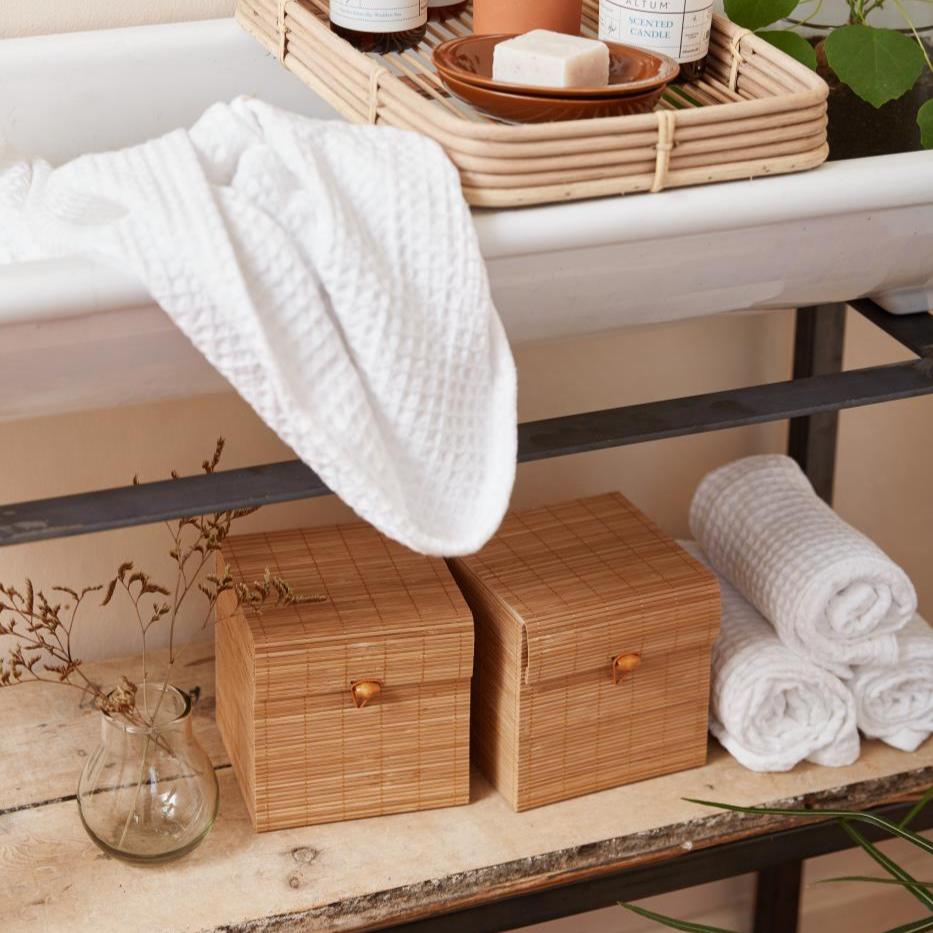 WAFFLE BATH TOWEL | 3 COLOURS