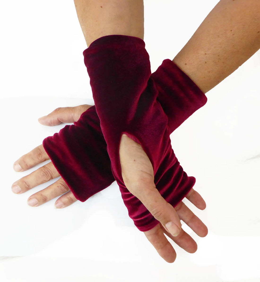 VELVET 'WRISTEES' WRISTWARMERS