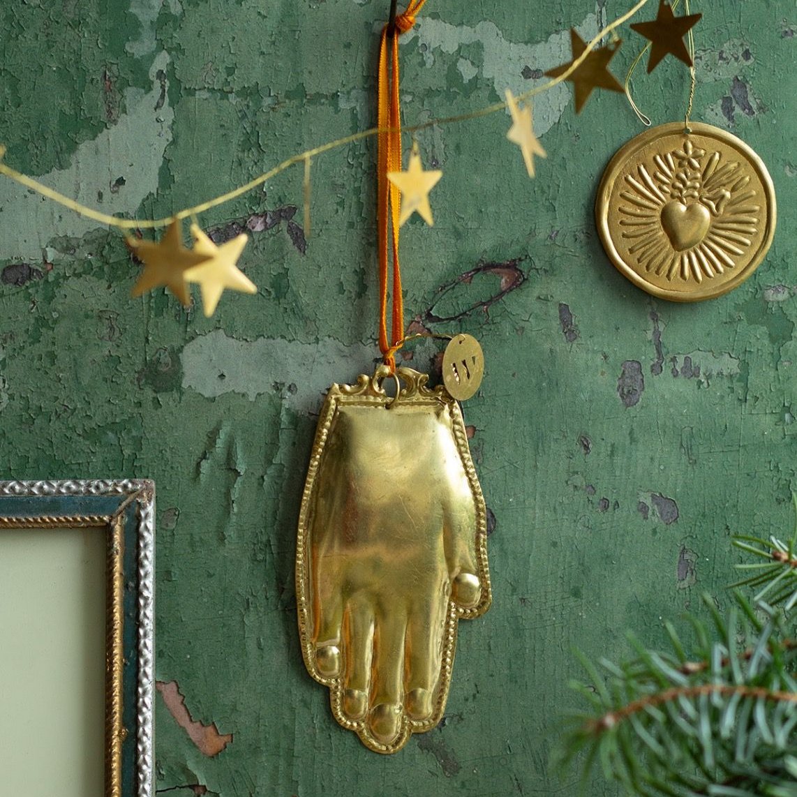 EMBOSSED ANTIQUE BRASS HAND – Stuff & Co