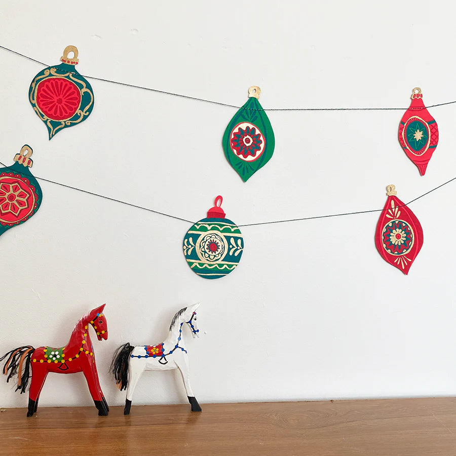 HAND PRINTED BAUBLE GARLAND