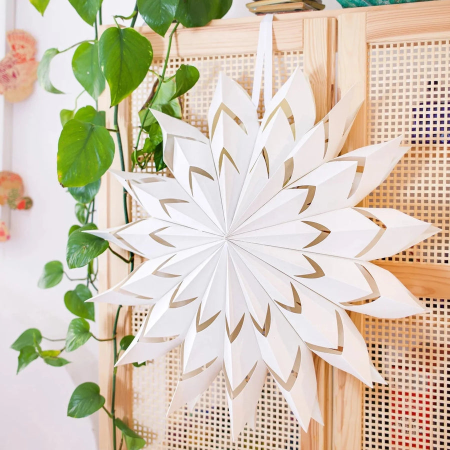 WHITE PAPER STAR | LARGE