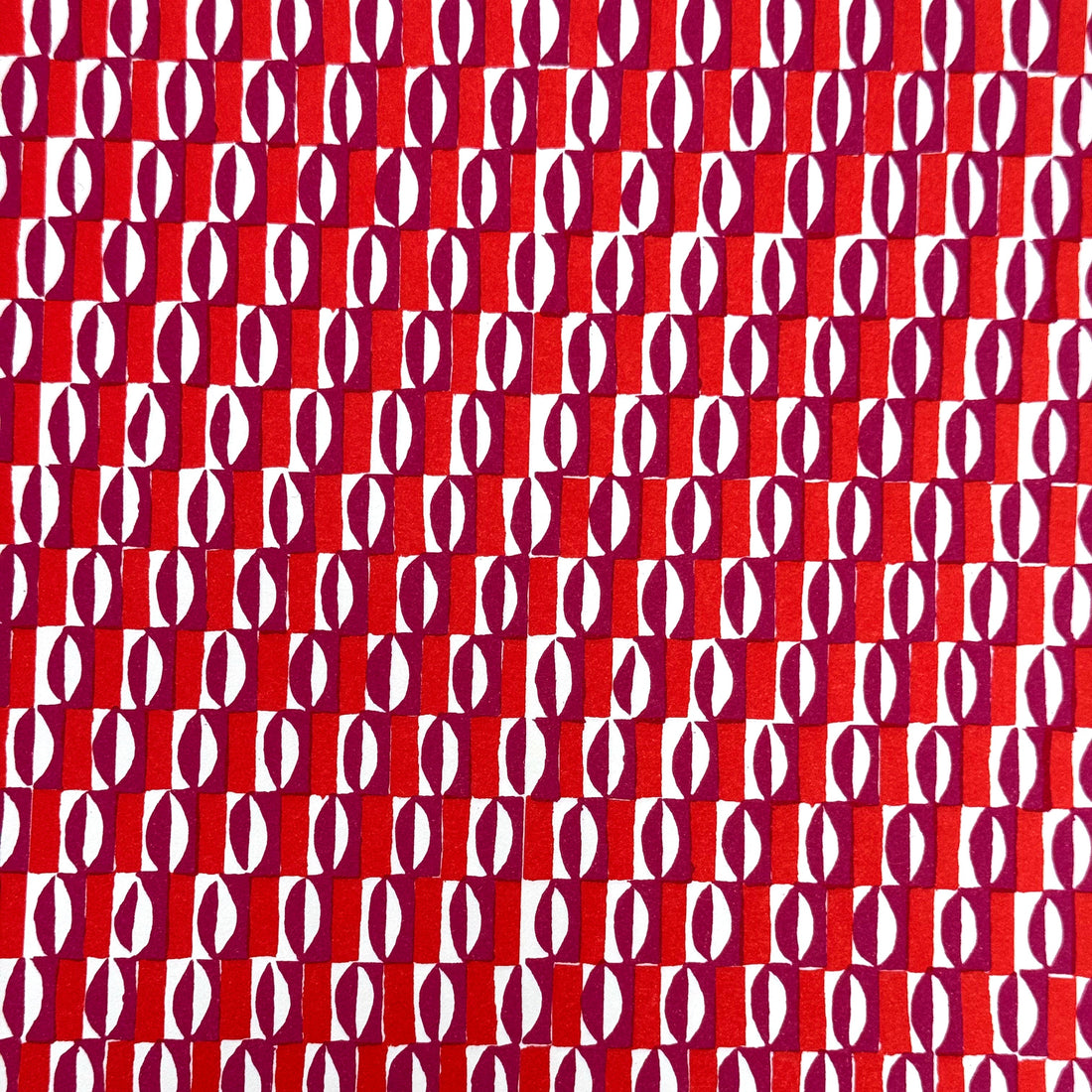 CAMBRIDGE IMPRINT SMALL WRAPPING PAPER | CUTOUT | RED & FUCHSIA