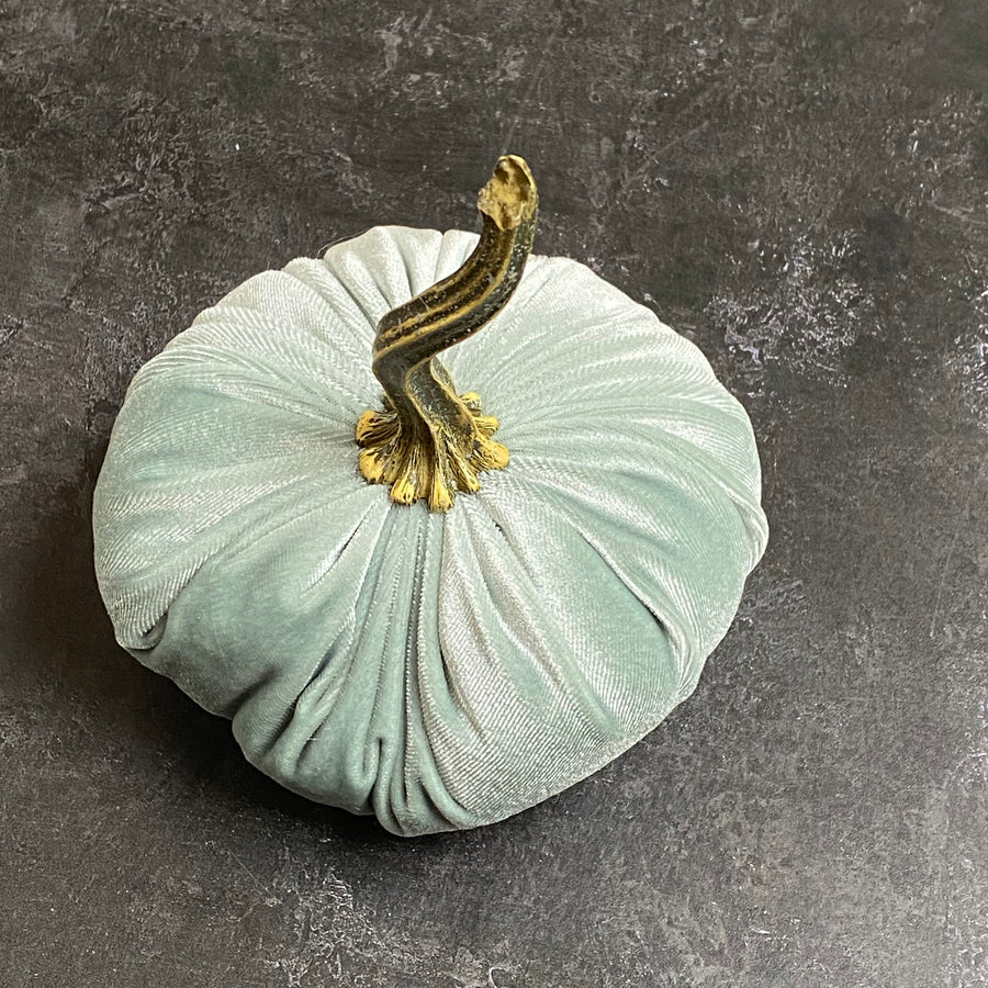 XSMALL VELVET DECORATIVE PUMPKIN