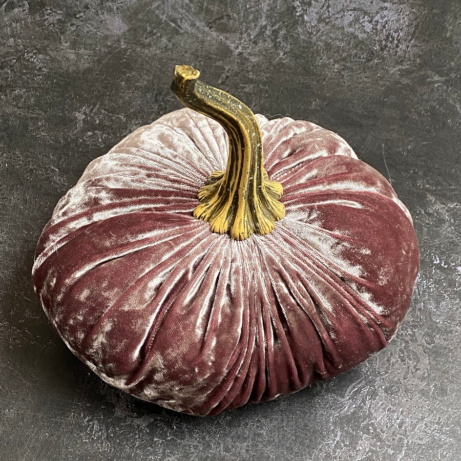 SMALL VELVET DECORATIVE PUMPKIN