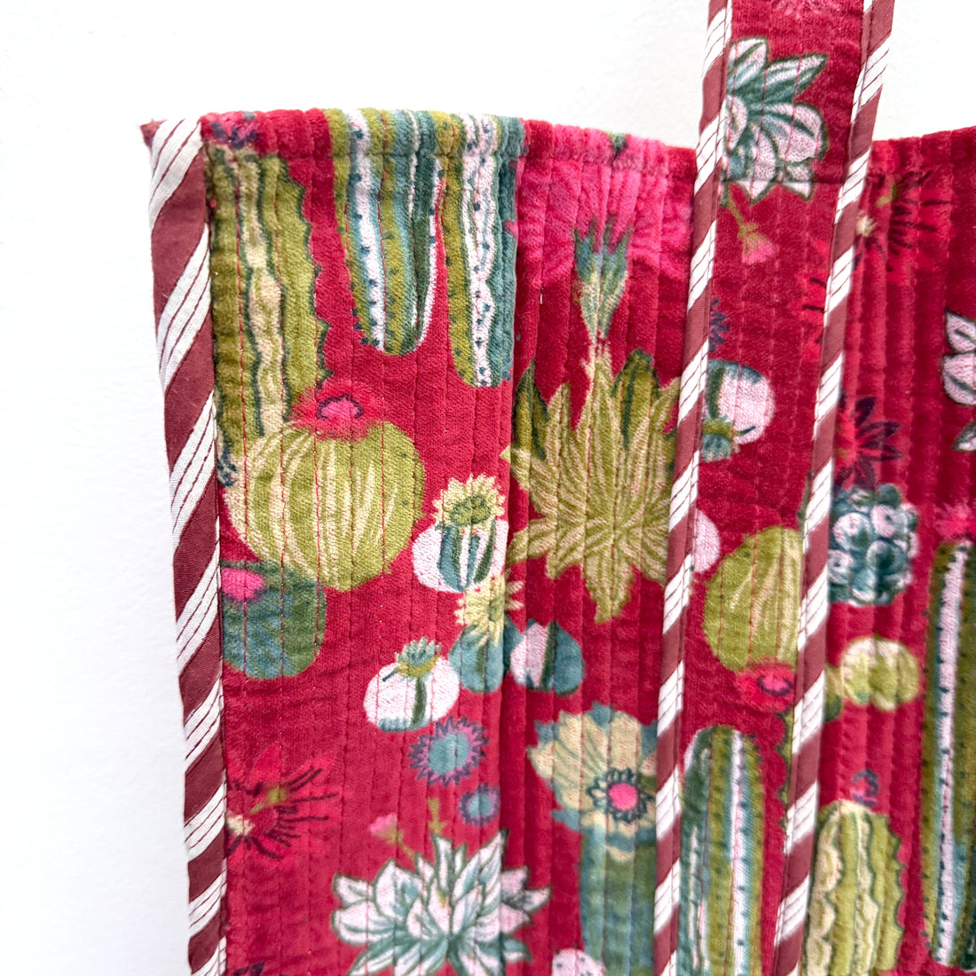 QUILTED VELVET SHOPPER TOTE | RED CACTUS