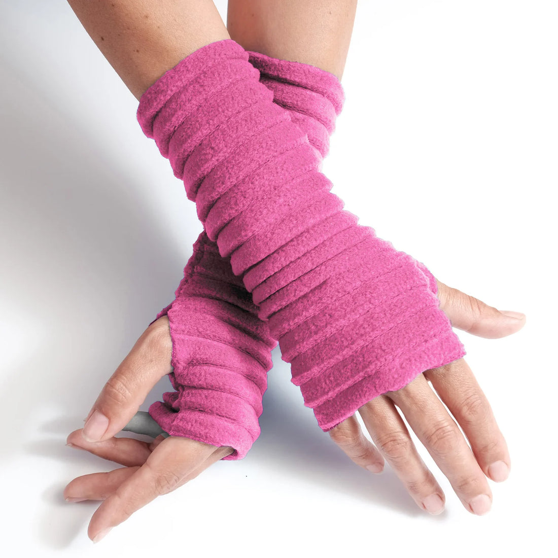 PLEATED 'WRISTEES' WRISTWARMERS