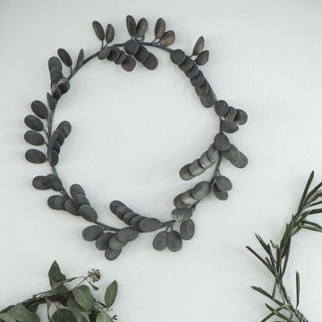 METAL ROUND LEAF WREATH