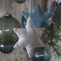 VELVET STAR ORNAMENT