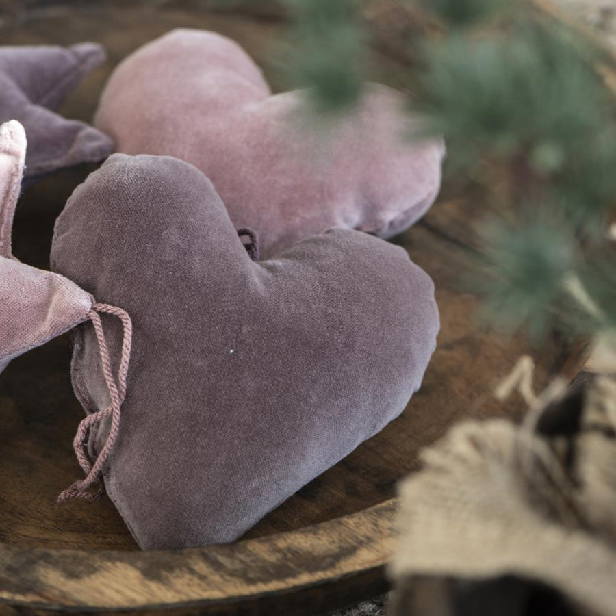 VELVET HEART ORNAMENT