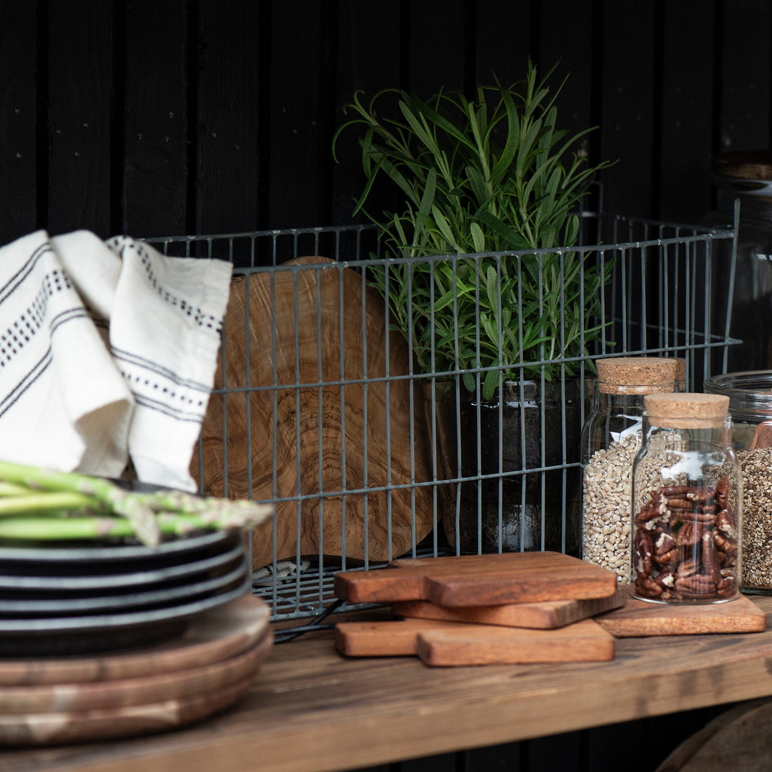 LONG WIRE ZINC BASKET